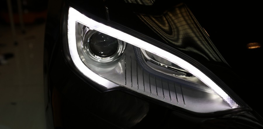 Tesla Model S P90D入門級音響升級