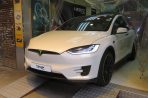 Tesla Model X配上摩雷38週年限量版